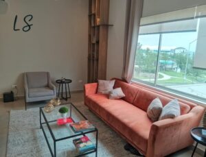 Casa en venta, Zona Reserva Cumbres, Modelo Sotano, arriba Paseo de los Leones; Monterrey Nuevo Leon