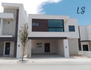 Casa en venta, Reserva Cumbres, hasta 14 x 20 m2, arriba Paseo de los Leones; Monterrey Nuevo León